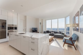 1 Franklin St Unit 3801, Boston, MA 02110
