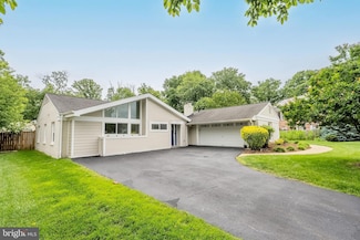 5923 Westridge Ct, Alexandria, VA 22310