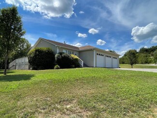 160 Byrd Dr, Kodak, TN 37764