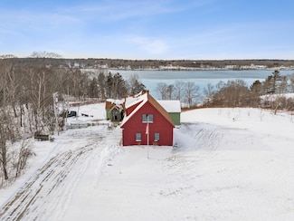1016 River Rd, Saint George, ME 04860