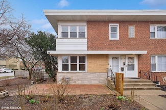 5017 Grove St, Skokie, IL 60077