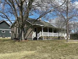 809 Padua Ave, Ravenna, NE 68869