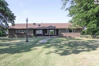 27110 S Hodge Rd, Kingman, KS 67068