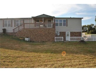 449 Upper Middletown Rd, Smock, PA 15480