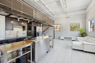 215 N Walton St Unit 2, Dallas, TX 75226