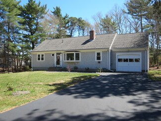 382 Mariner Cir, Cotuit, MA 02635