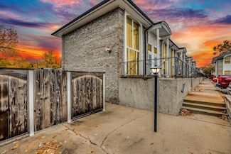 723 N Stackman Dr, Wichita, KS 67203