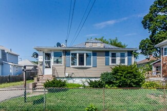 35 Gannett Rd, Quincy, MA 02169