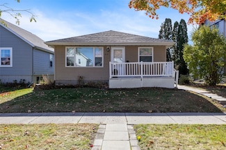 819 G Ave NW, Cedar Rapids, IA 52405