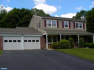 61 Valley Dr, Furlong, PA 18925