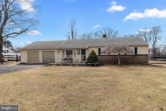518 Hallowell Ave, Warminster, PA 18974