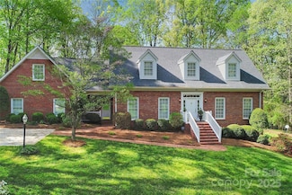 3412 Country Club Dr, Gastonia, NC 28056