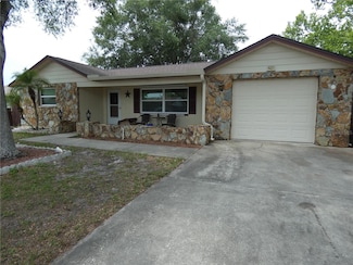 7421 Fairfax Dr, Port Richey, FL 34668