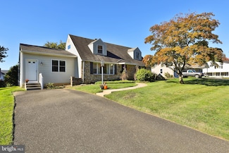 85 Manor Place, Oreland, PA 19075