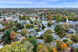 60 Pond St, Milton, MA 02186