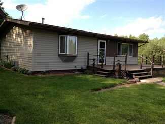 5547 E Grandview Rd, Proctor, MN 55810