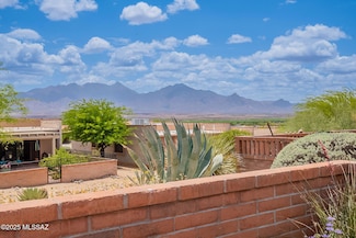 3055 S Placita de La Picaza, Green Valley, AZ 85622