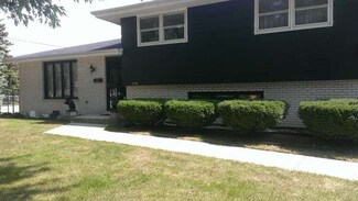 10705 S Nordica Ave, Worth, IL 60482