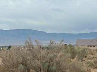 501 Huron Dr SE, Rio Rancho, NM 87124