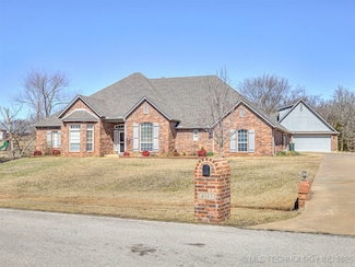4113 Dogwood Place, Sapulpa, OK 74066