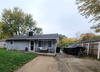 139 Parkview Dr, Whiteland, IN 46184