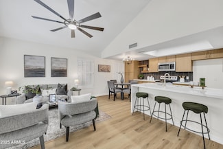 748 E Morningside Dr, Phoenix, AZ 85022