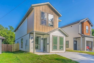 3228 Tuskegee St, Dallas, TX 75215