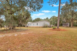 276 Price Rd, Waverly, GA 31565