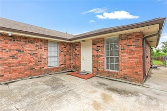 113 J St Unit B, Belle Chasse, LA 70037