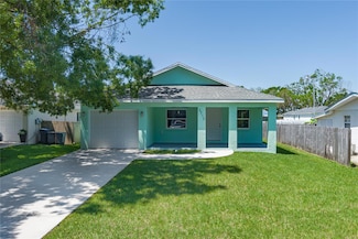 3712 19th St E, Bradenton, FL 34208