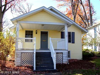 300 N Edgewood St, Arlington, VA 22201