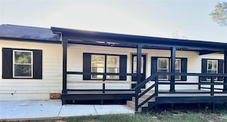 126 Arnold Rd SE, Statham, GA 30666