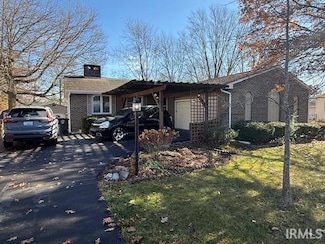 7407 Baer Rd, Fort Wayne, IN 46809