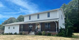 460 Harvester Dr, Windber, PA 15963