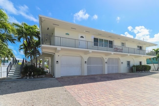1323 Hudgins Dr, Summerland Key, FL 33042