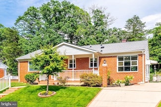 15415 Michigan Rd, Woodbridge, VA 22191