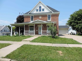 1180 Clover St, Plain, WI 53577
