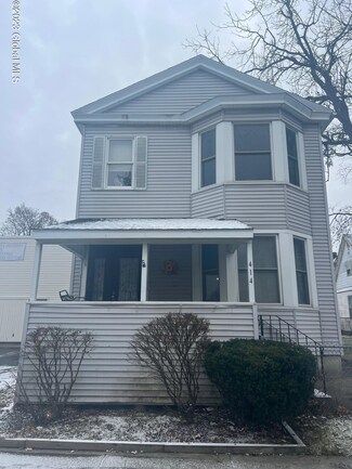 414 5th Ave, Troy, NY 12182