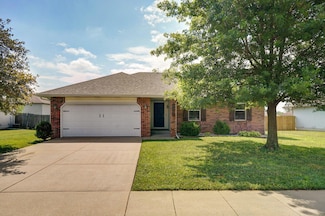 844 S Natalie Ave, Springfield, MO 65802