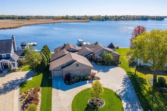 8169 E Constitution Dr, Syracuse, IN 46567