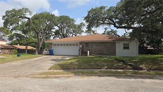 2486 Oak Park Dr, Ingleside, TX 78362