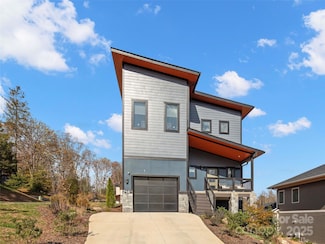 214 Torch Light Way, Asheville, NC 28806