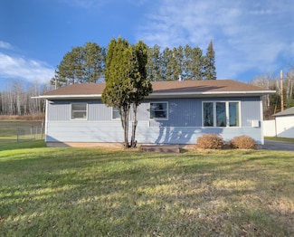 48 Davis Dr, Silver Bay, MN 55614
