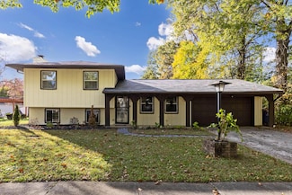 1993 Mountain Oak Rd, Columbus, OH 43219