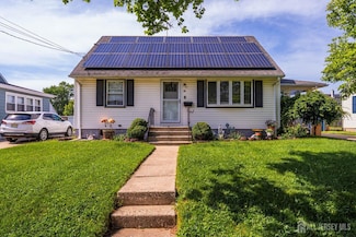 86 Lawrence St, Fords, NJ 08863