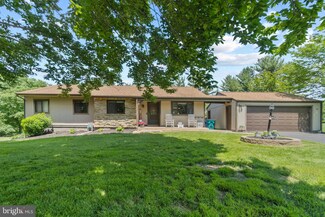 11298 Woodhaven Dr, Ijamsville, MD 21754