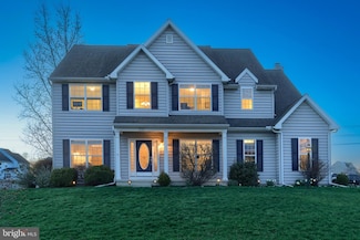230 Parliament Dr, Annville, PA 17003