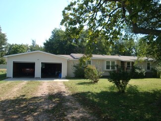 246 N Davidson Ave, Bentley, KS 67016