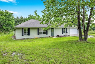 3936 S 77th Rd, Dunnegan, MO 65640