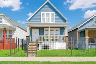 6421 S Mozart St, Chicago, IL 60629